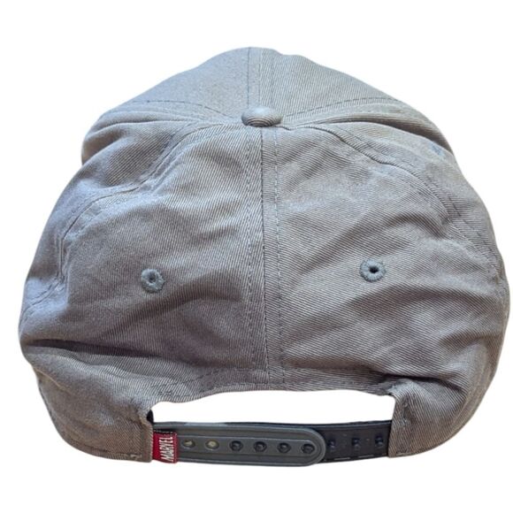 Wolverine X-Men Marvel Comics Grey and Yellow Design Snapback 2013 Edition - Picture 4 of 6